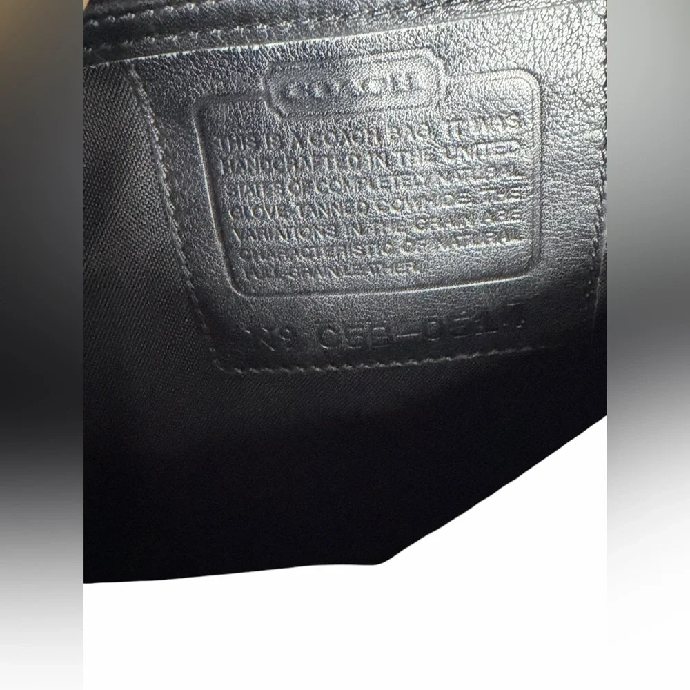 Coach Vintage Briefcase Bag 0514 Black Glove Tanned Leather Top Handle Crossbody